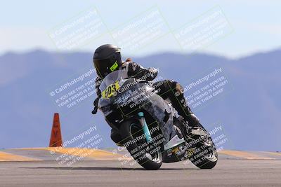 media/Nov-05-2022-SoCal Trackdays (Sat) [[f8d9b725ab]]/Turn 9 (110pm)/